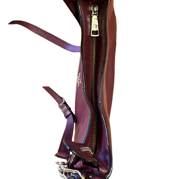 COACH purse - Picture 6 of 9